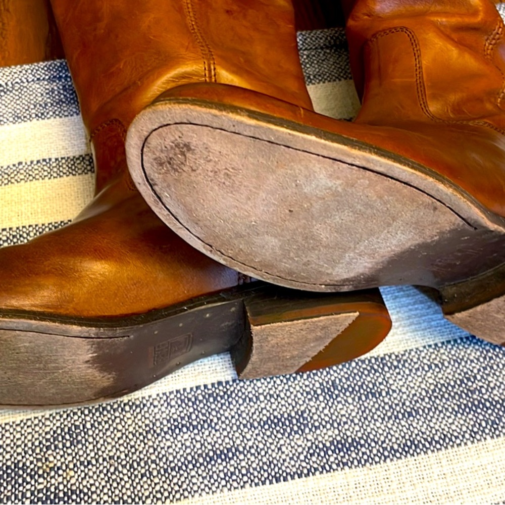 Like new fryer boots